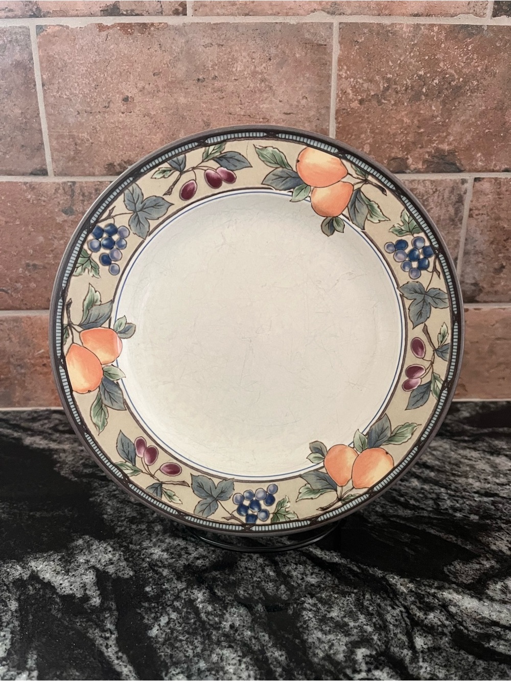 Mikasa Intaglio Garden Harvest Salad Plates - 4 Plates